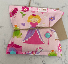 Load image into Gallery viewer, Boo Boo Bags - Scented in Farmhouse Apple