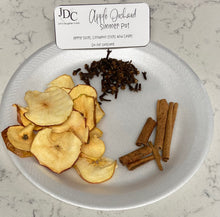 Load image into Gallery viewer, Apple Orchard Simmer Pot
