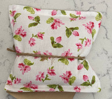 Load image into Gallery viewer, Boo Boo Bags - Scented in Cypress and Berries
