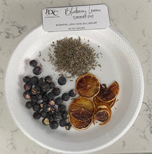 Load image into Gallery viewer, Blueberry Lemon Simmer Pot
